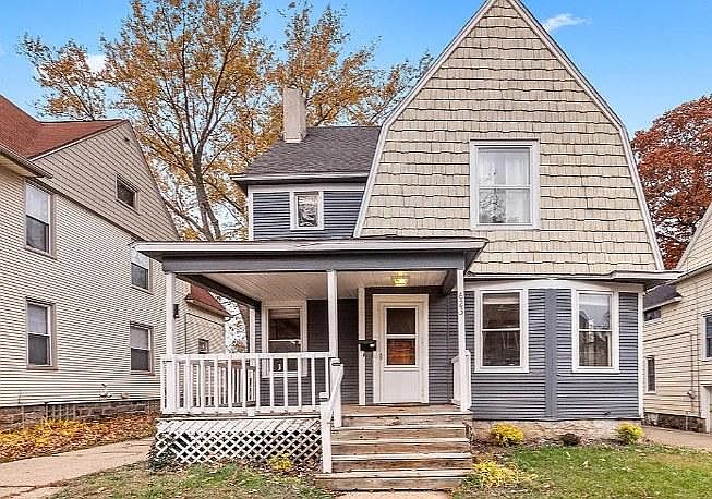 1st image of 623 Parkwood St NE