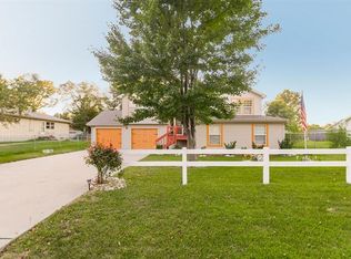 205 N Madison St, Spring Hill, KS 66083