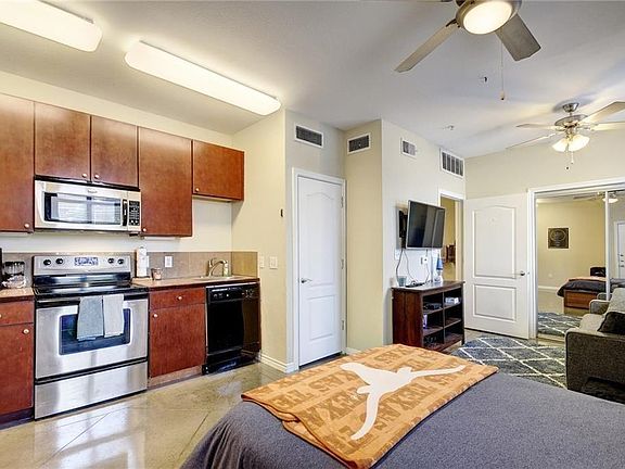 4th image of 2505 San Gabriel St APT 104
