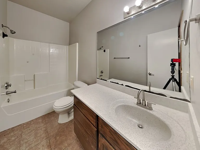 1720 W Palm Pl — Photo 17
