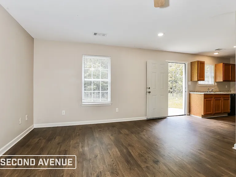 1451 Pine Haskell Dr — Photo 3