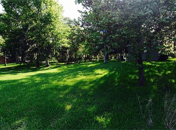 3rd image of 530 Idlewilde Dr