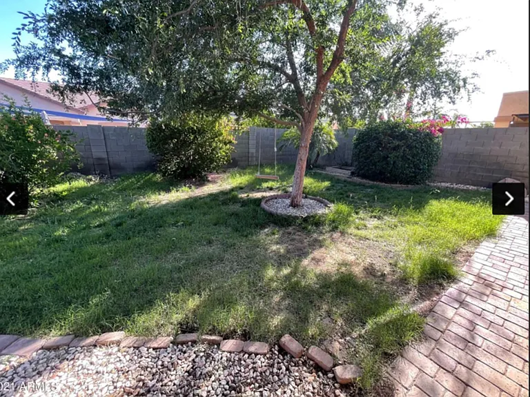16453 W Yucatan Dr — Photo 3