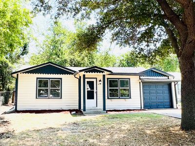 8529 Pemberton Ct, White Settlement, TX, 76108