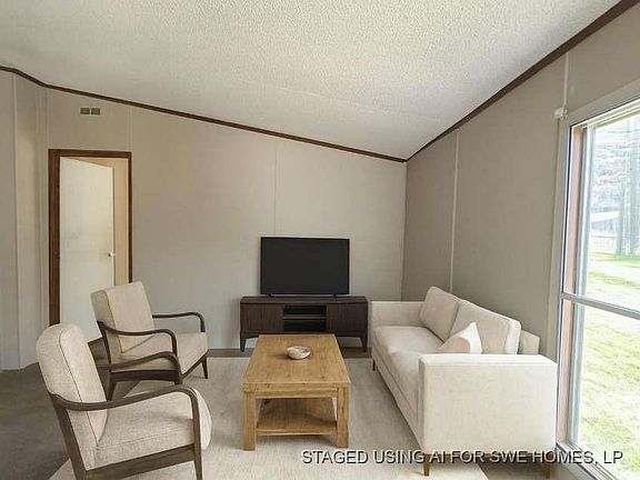 4th image of 9443 1st St