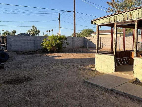 4th image of 950 W ROMA Avenue