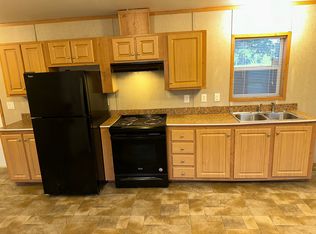 1014 E Calhoun St TRAILER 1, El Campo, TX 77437