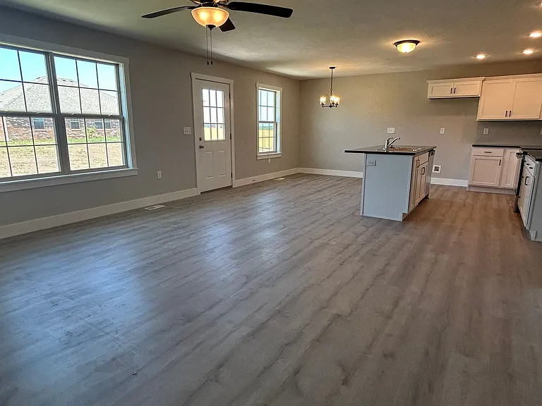 3781 W Freeman St — Photo 6