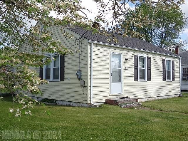 1st image of 301 Franklin St