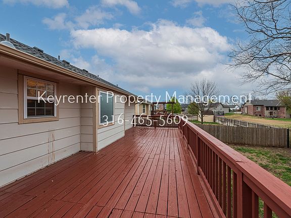 5th image of 517 E Minneha Ave