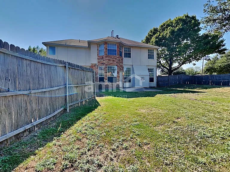 601 Ridgemont Dr — Photo 27
