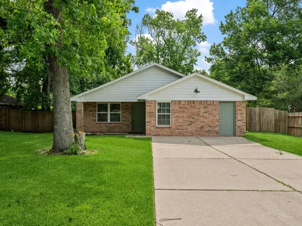 157 Hillside Dr, Liberty, TX 77575