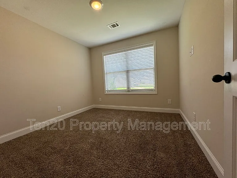 11 Hope St — Photo 19