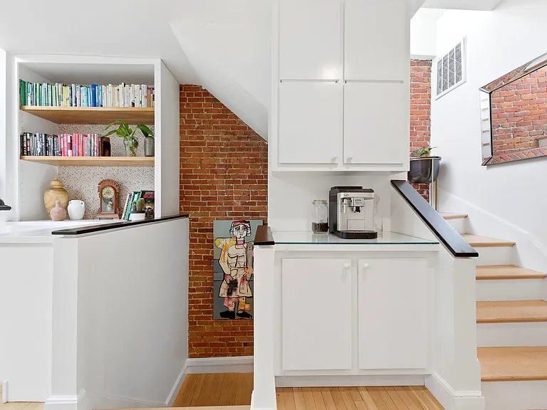 552 Columbus Ave #Penthouse 6 — Photo 13