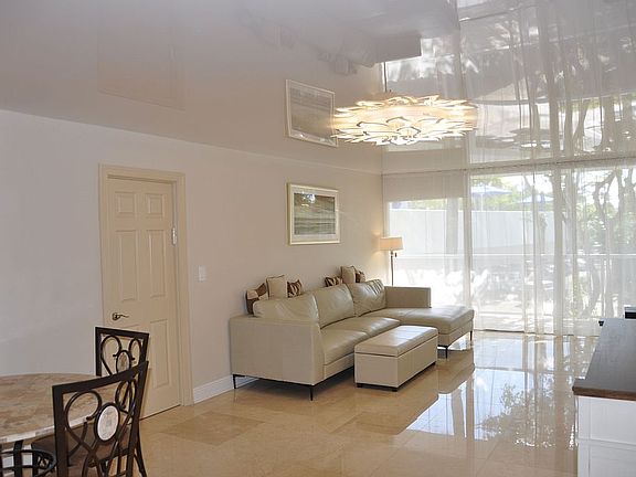 4th image of 3731 N Country Club Dr #2