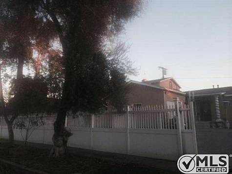 1st image of 13052 Lorne St