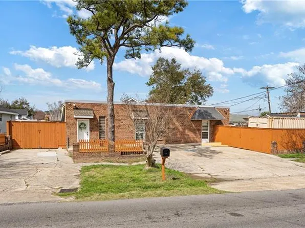 1701 8th St, Harvey, LA 70058