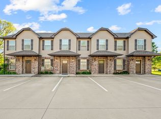 Spring Water Dr - 1775, Clarksville, TN 37040
