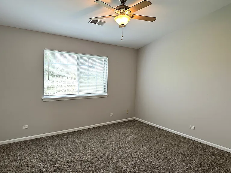 179 Polaris Dr — Photo 9