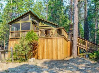 7914 Forest Dr, Yosemite National Park, CA 95389
