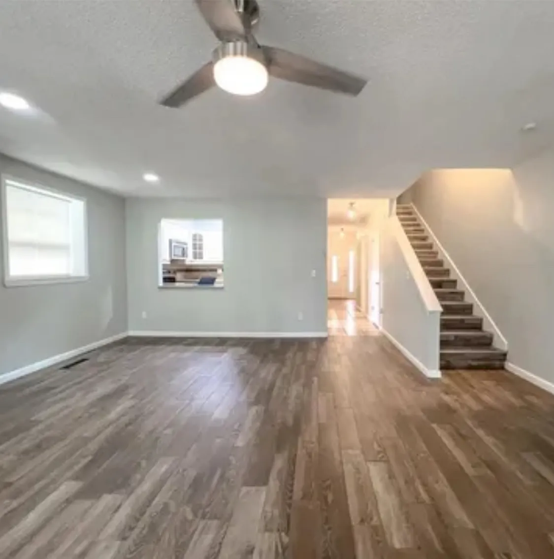 3 bed, 1.5 bath, 1562 sqft, $1,500 — Photo 3