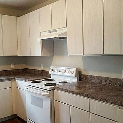 3rd image of 1812 Missouri St