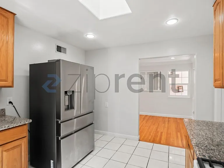 1426 Brookglen Dr — Photo 15