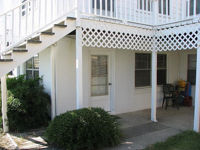 1st image of 2795 S Fletcher Ave