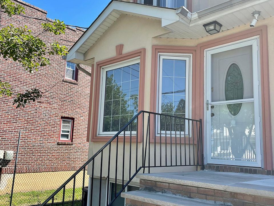 1st image of 19 Mundy Ave