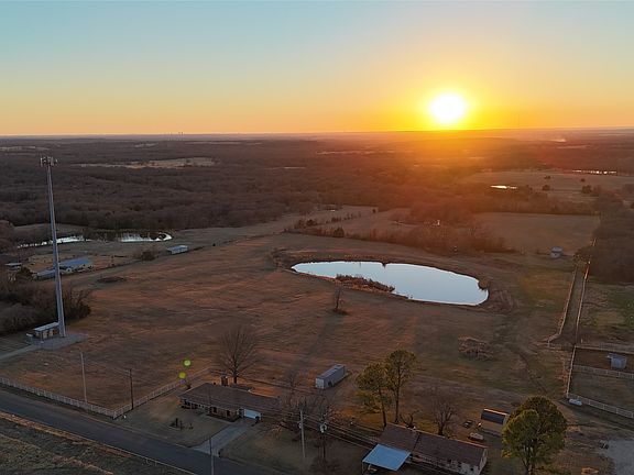 4th image of 23 Massey Rd