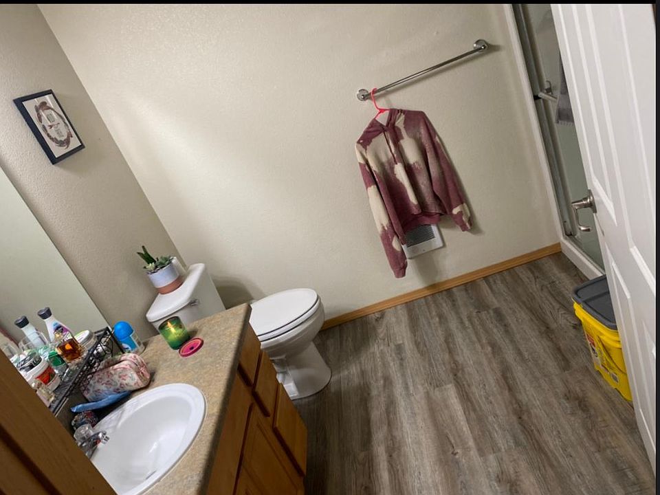 1st image of 10011 186th St E Unit 136