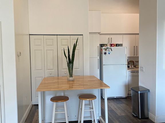 2nd image of 4248 Central Sarasota Pkwy APT 521