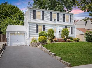 33 Cayuga Rd, Cranford, NJ 07016