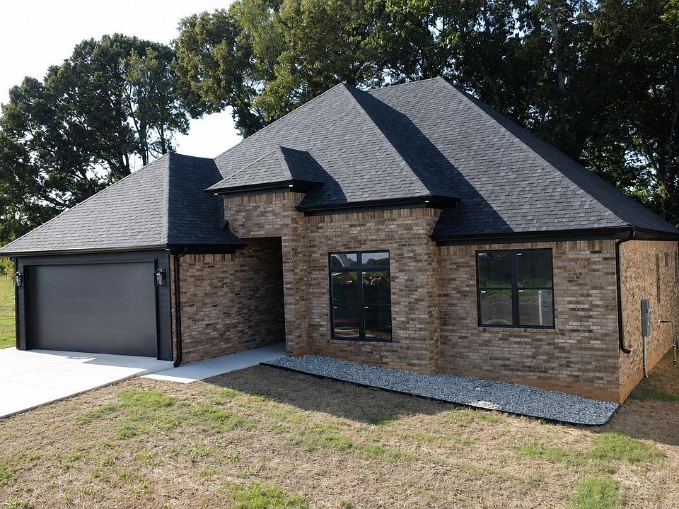 1st image of 18 Avondale Rd