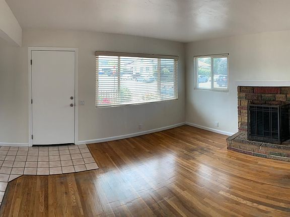 5th image of 605 Amador Ave