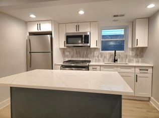 3454 W Belmont Ave #G, Chicago, IL 60618