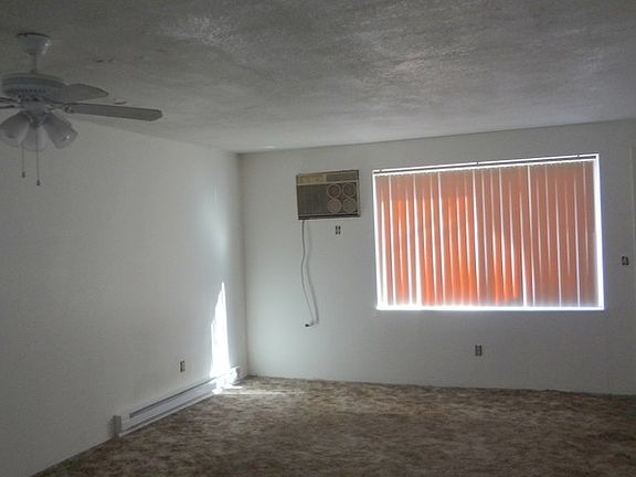2nd image of 290 SE 5th St APT 21