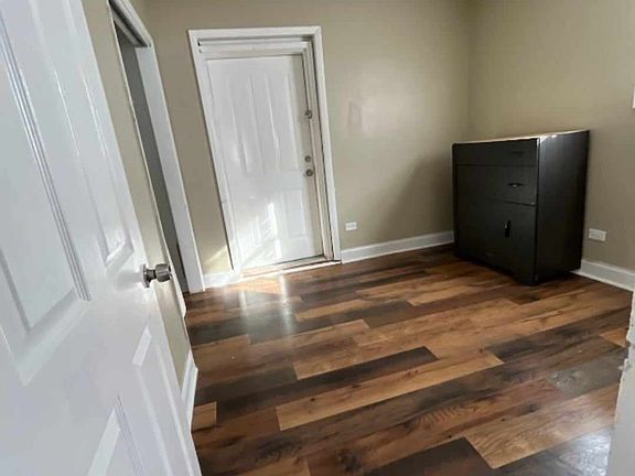 5th image of 1527 N 39th Ave