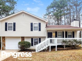 3075 Barrett Ct, Powder Springs, GA 30127