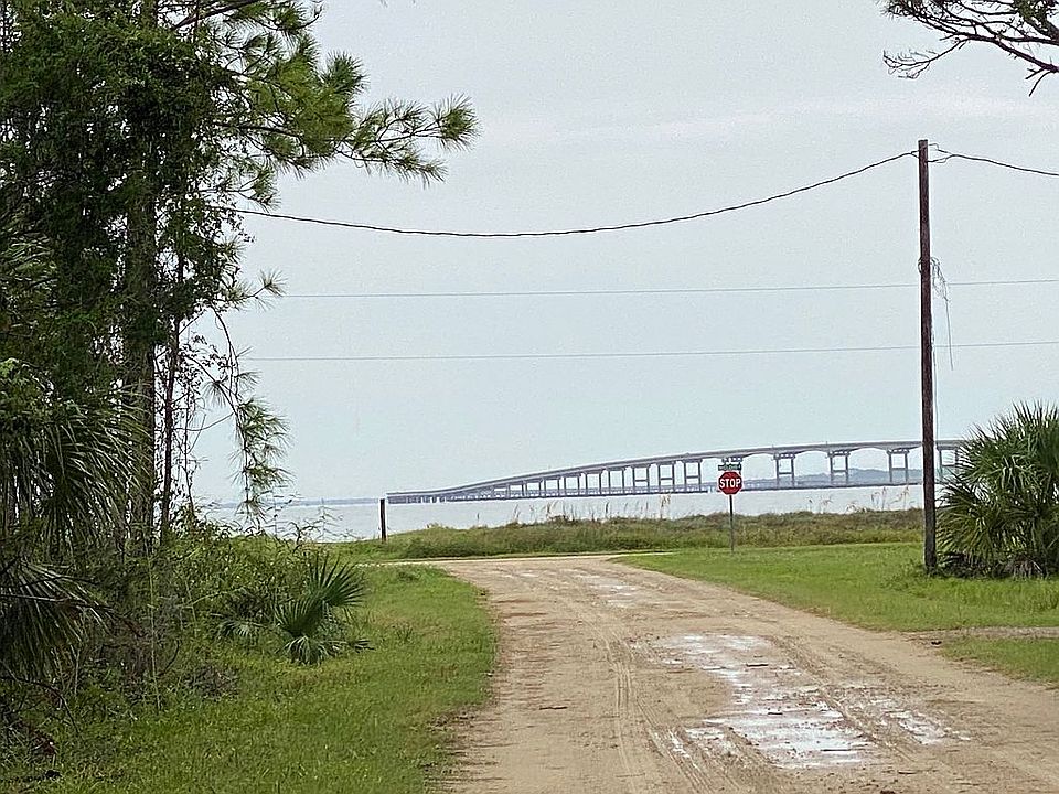 1st image of 448 W Bay Shore Dr