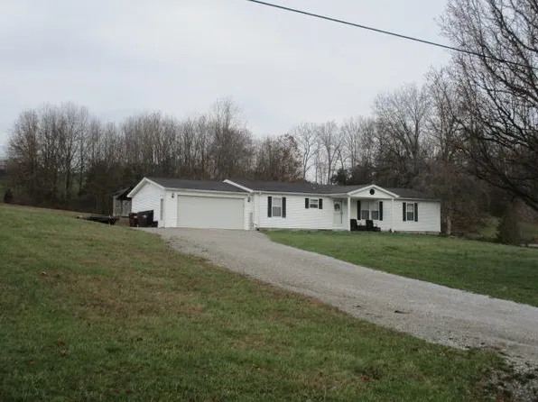 123 Ashley Ln, Falmouth, KY 41040