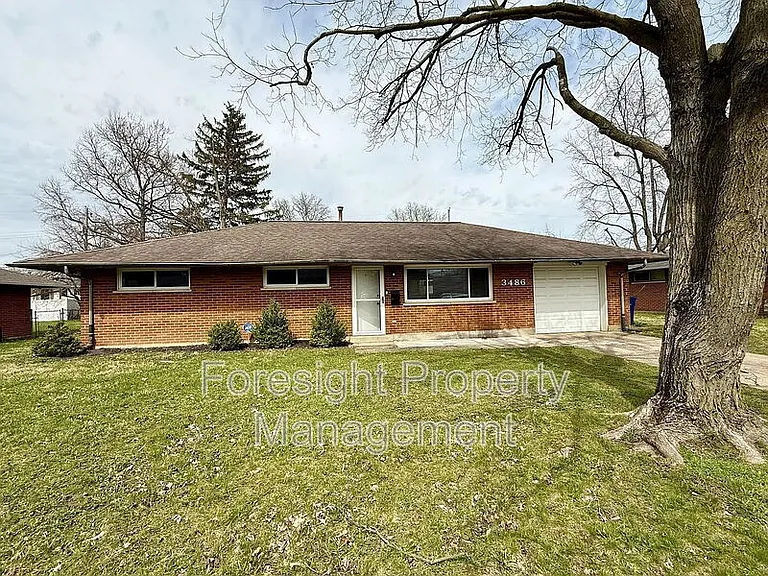 3486 Roswell Dr — Photo 1