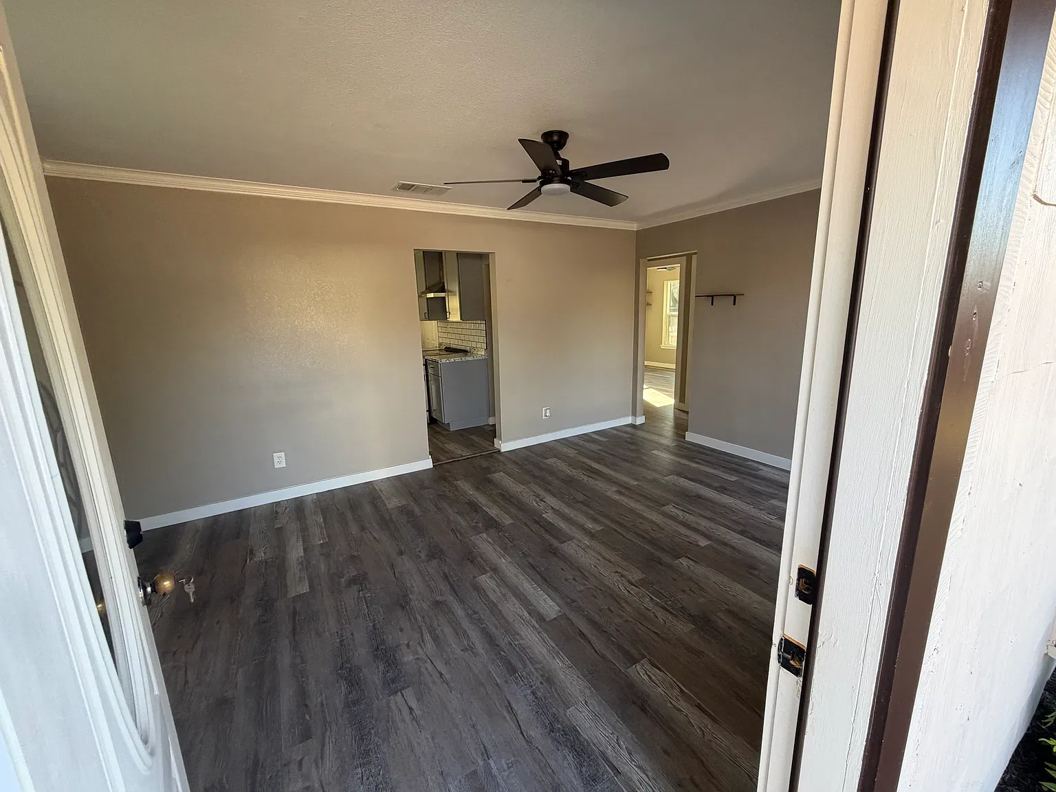 2 bed, 920 sqft, $1,500 — Photo 1
