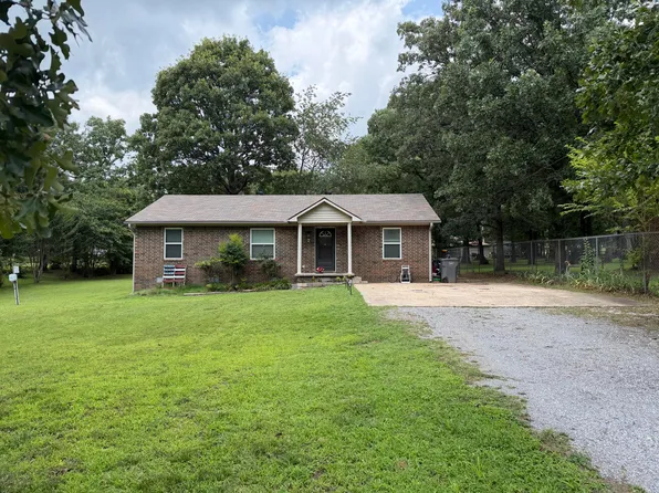 7 Lindsey Cir, Batesville, AR 72501