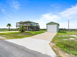 10 Northview Dr, Rockport, TX 78382