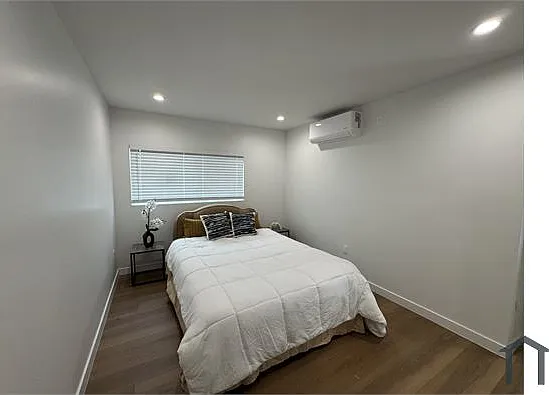 1307 E 46th St #1305-5 — Photo 7