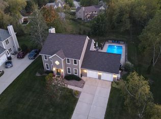 427 Lakewood Dr, Williams Bay, WI 53191