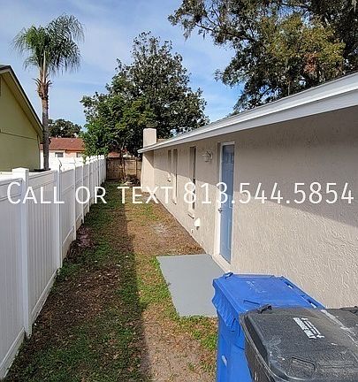 3rd image of 526 Sandy Creek Dr