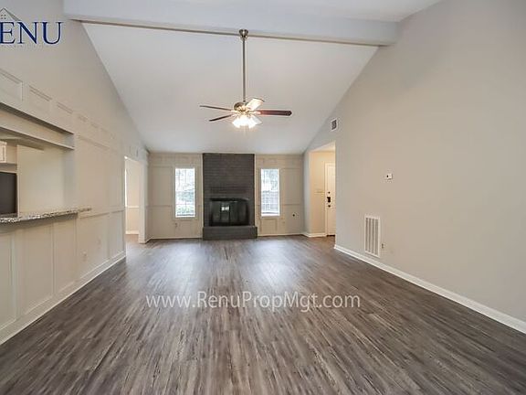 3rd image of 20207 Salzburg Ln