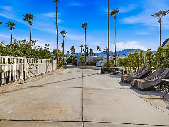 3rd image of 69411 Ramon Rd #1114